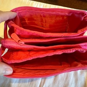 Thirty-one Pink multi-compartment wristlet